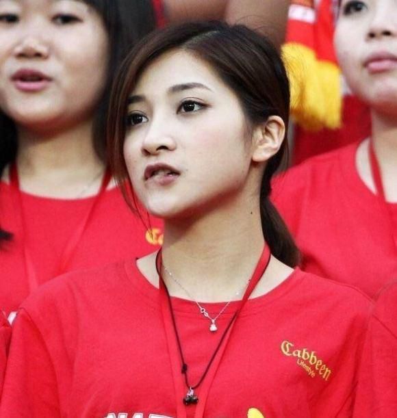 五月天婷婷在线播放
